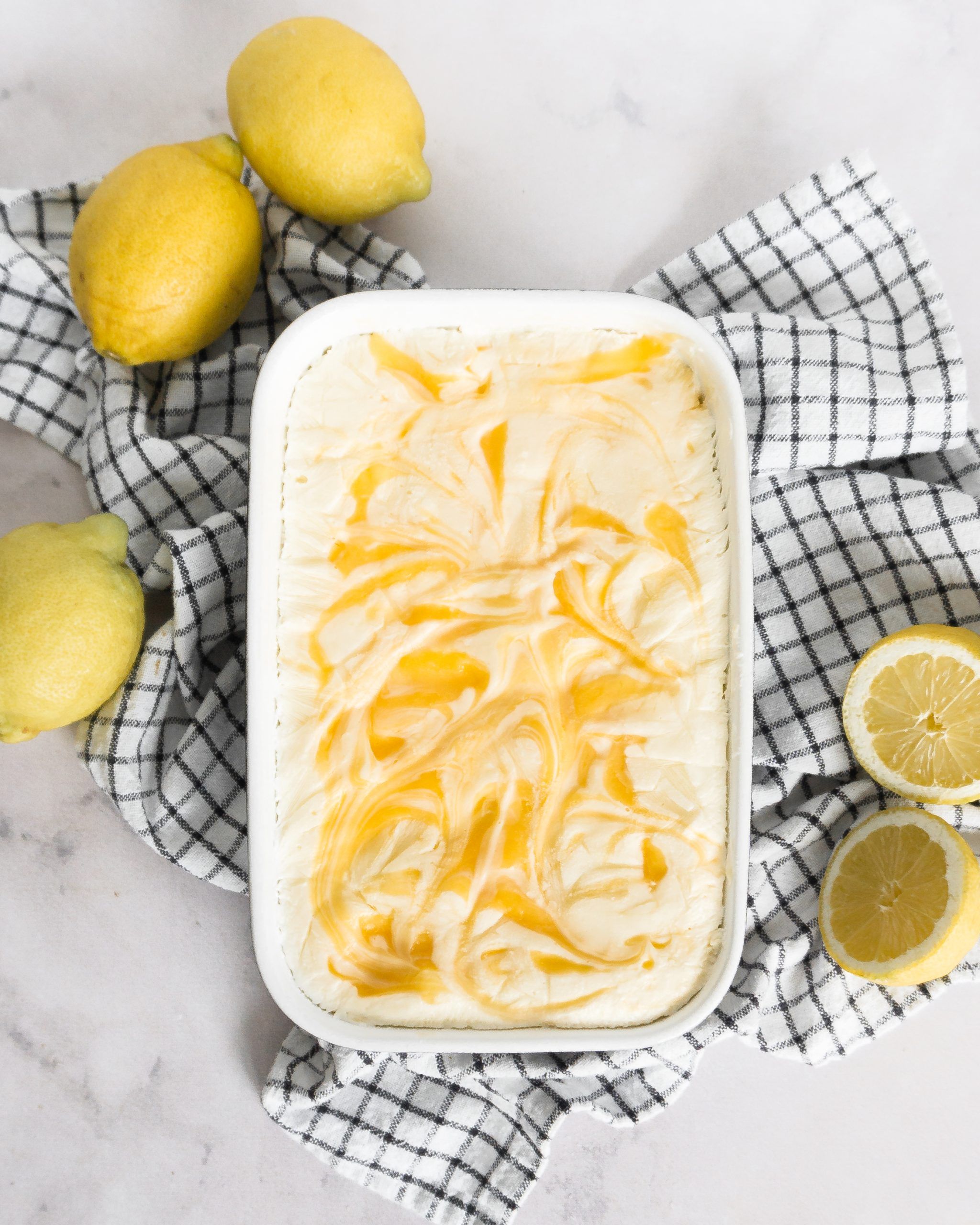 Zitronen Buttermilch Eis